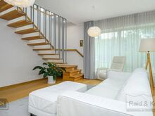 Kaks korrust, valgus ja ajaloolise Kassisaba atmosfäär!