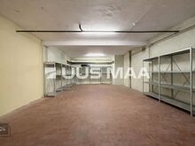 Anname üürile äripind Mustamäe linnaosavalitsuse ja Maxima toidukaupluse vahel oleva ärimaja I 