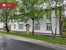 2-toaline korter värskelt renoveeritud majas.
