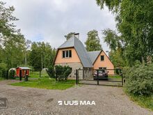 MERE LÄHEDAL SUURUPIS: 5-TOALINE KODU RAHULIKUL TUPIKTÄNAVAL