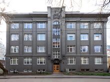 Kõrgelthinnatud asukohas asuv 3 t soklikorruse korter (äp)