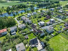 Potentsiaaliga kodu järve läheduses
