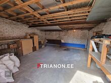 Müüa ärihoone Narvas (3 garaažiboksi ja metallist angaar), hoone pindala - 106,7 m2, krundi pind