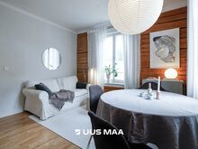 Kena hoovipoolne renoveeritud kodu Pelgulinnas Telliskivis.