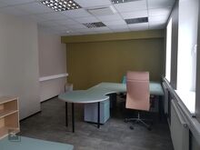 Anda üürile büroopind kööginurgaga