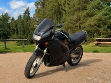 Suzuki GS500E 1996 33 kW