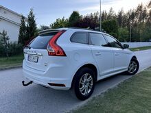 Volvo XC60 Рестайлинг Momentum AWD 2015 м.г. 2.4 133кВт