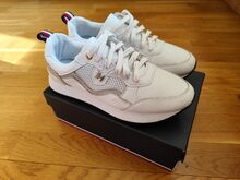Tommy Hilfiger tossud naistele, 38