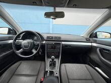 Audi A4 Comfortline Рестайлинг 1.9 TDI