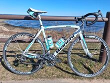 Шоссейный велосипед Bianchi Neroni 7
