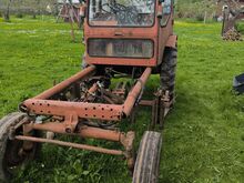T-16 ja Jonsered murutraktor