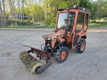 Минитрактор KUBOTA B7100 4WD