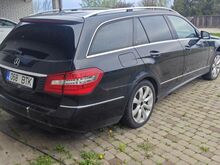 MERCEDES-BENZ E 200 Varuosadeks