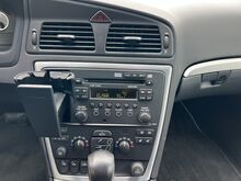 NELIKVEOLINE Volvo V70 2.4 D5 136kw, LISASOOJENDUS
