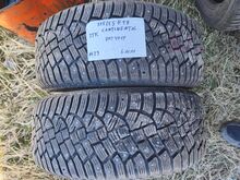225/55R17 шипованные шины 2 шт.