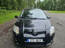 Toyota Auris 1.4VVT-i 71кВт, ручная, 2008, техосмотр до 07/2027