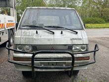 Mitsubishi L300 4x4