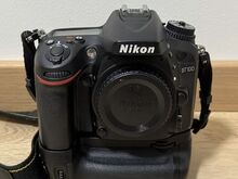 Nikon D7100 + батарейный блок Neewer + коробка