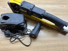 Akuga torulõikur REMS Nano 11 V Basic-Pack