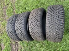 Toyo Ice freezer 225/45r19 шипованные шины 8 мм