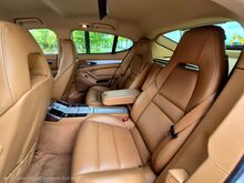 Porsche Panamera 4S