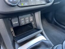 ÜKS OMANIK,  TOYOTA COROLLA 1,6 97kw, LS 99 877km