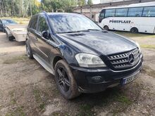 Mercedes-Benz ML320