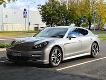 Porsche Panamera 4S