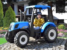 Детский электрический трактор New Holland