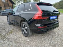 Volvo XC60 MOMENTUM 2.0D 145кВт 2022