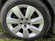 Audi 17 tolli originaal valuveljed