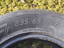 Suverehvid Vredestein 235/65 R17,