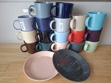 KRUUSID ja TALDRIKUD (IITTALA)