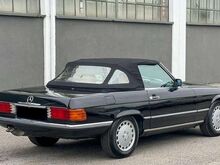 1986 Mercedes-Benz SL 300 R107 Cabriolet