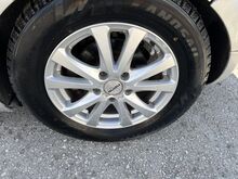 Volkswagen Golf 1,6 75кВт АВТОМАТ