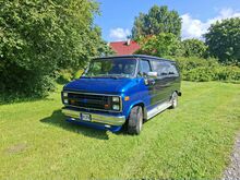 Chevrolet Chevy Van G30 Sportvan