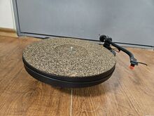 Pro-Ject RPM 1.3 Genie Pearl Turntable