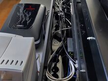 Kohandatud 4 monitoriga töökoht + PC + tool