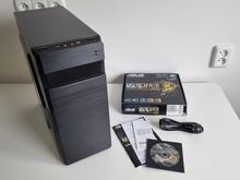 Asus Lauaarvuti / Windows 11 / 32GB Ram / SSD