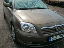 Toyota Avensis 2,0 85кВт 2004