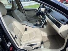 Volvo V70 2.0 VIIS SILINDRIT D3 100kW