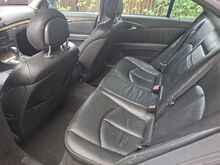 Mercedes-Bens E-klass e270cdi automaat.