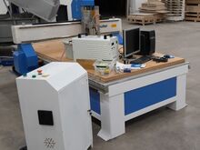 CNC Freespink puidule, mööbliplaadile.