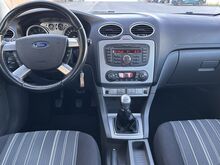 Ford Focus 1,6 74 kW, 2010 a