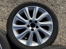 Volvo 17 tolli originaal valuveljed