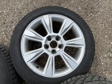 Audi 17 tolli originaal valuveljed naastrehvidega