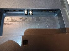 Teler SONY KD-32800, ekraan katki, pult korras