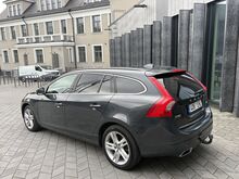 Volvo V60 SUMMUM AWD TWIN ENGINE PLUG IN HYBRID