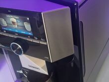 Kahe veskiga tipklassi kohvimasin Siemens EQ9