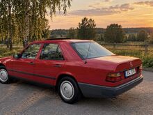 1989 Mercedes Benz 300D W124 OM603 83kw 5-k manual